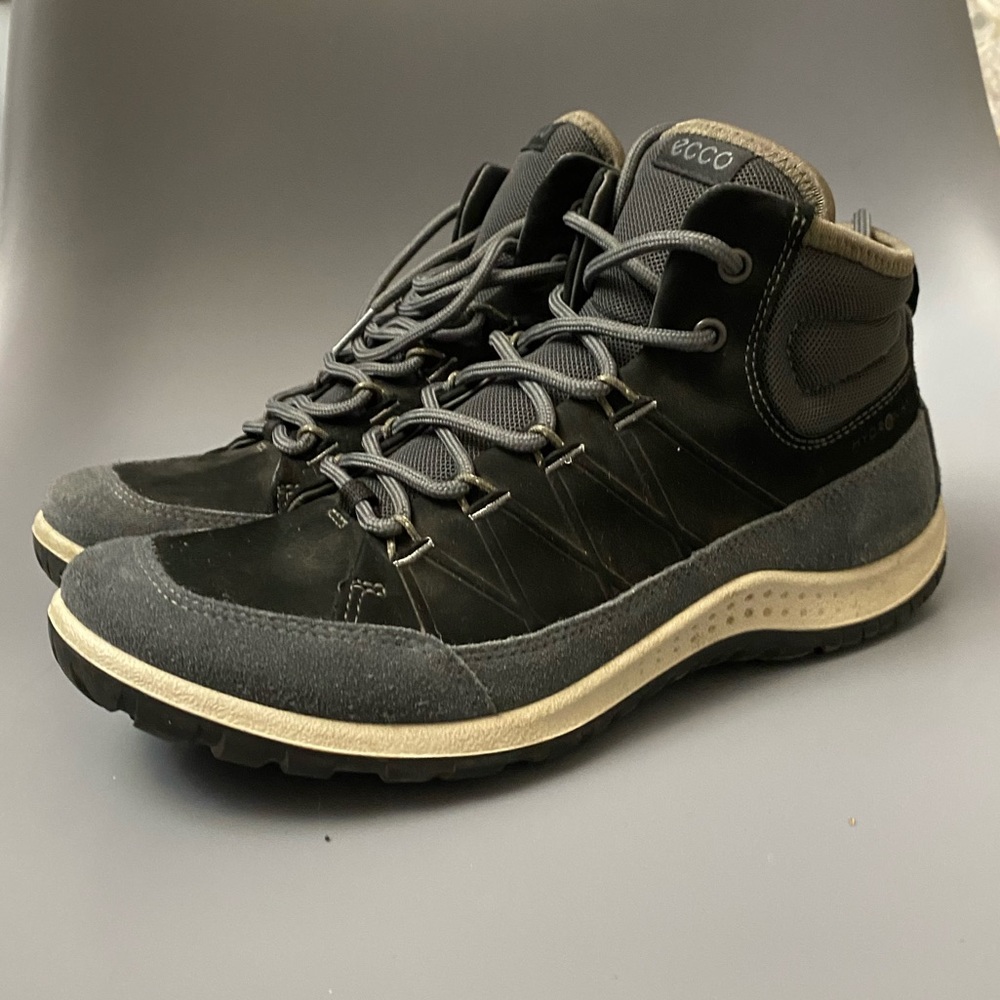 Ecco shoes